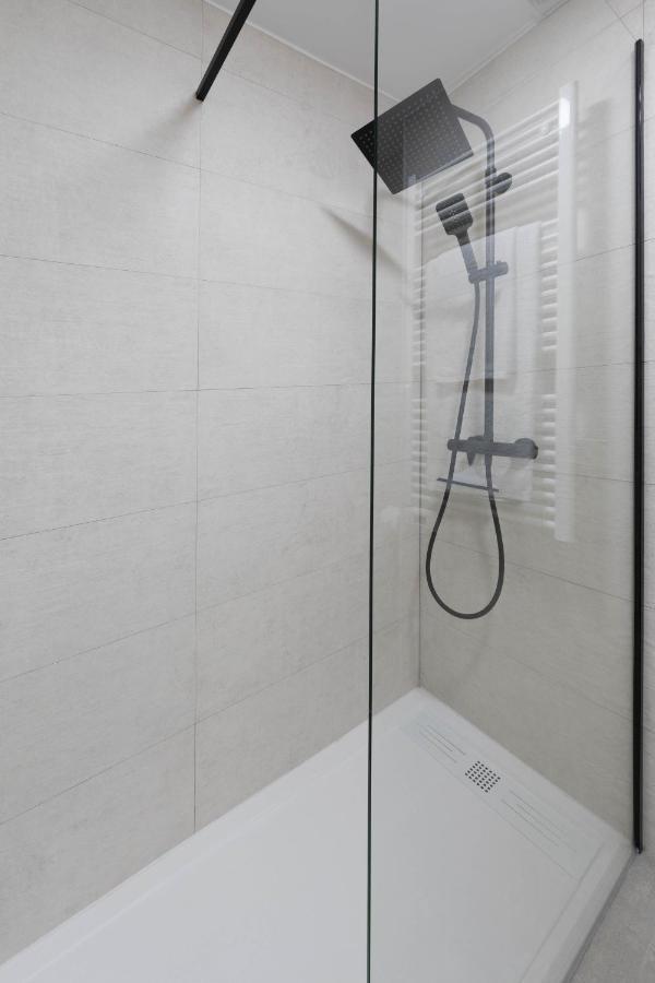 Garden Fisterra - Jacuzzi, Jardin Privado Y Vista Mar Apartment Bagian luar foto