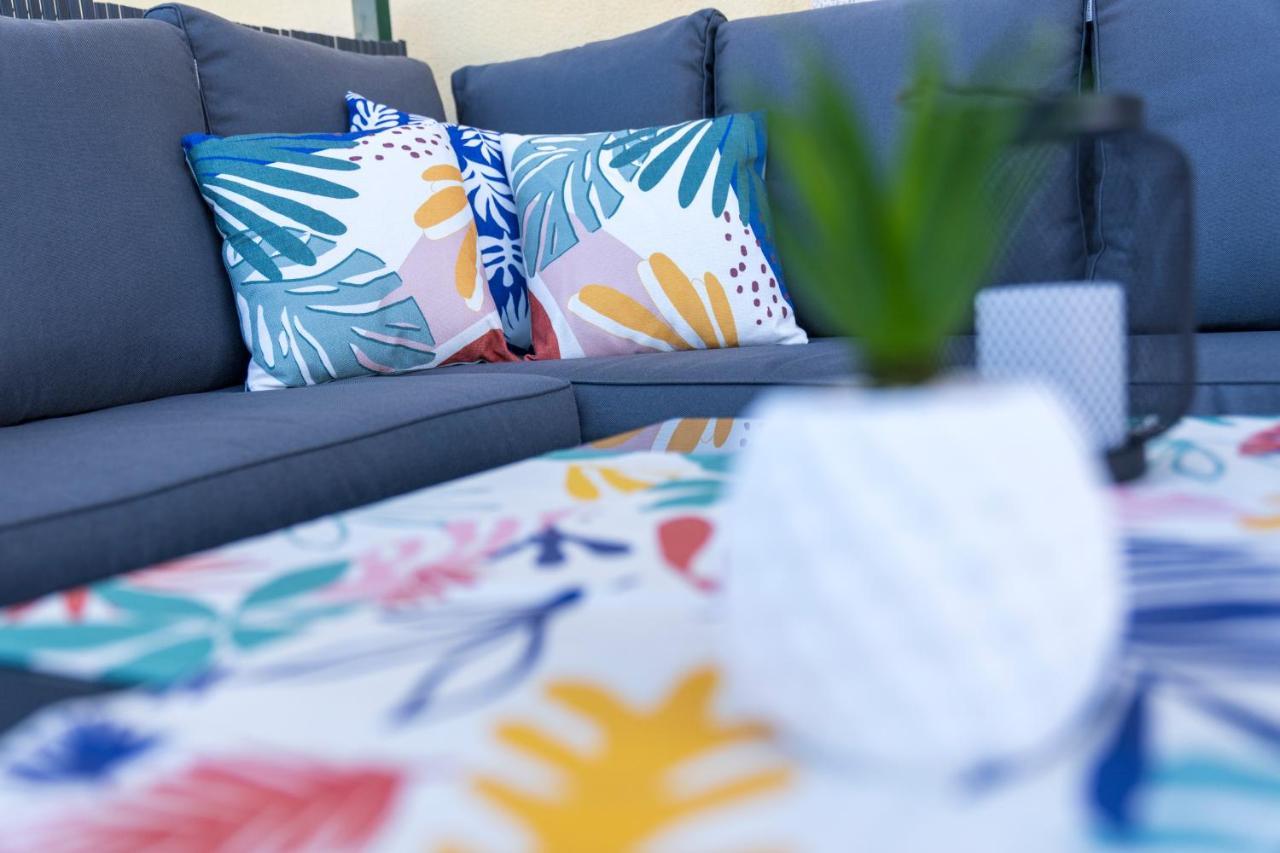 Garden Fisterra - Jacuzzi, Jardin Privado Y Vista Mar Apartment Bagian luar foto